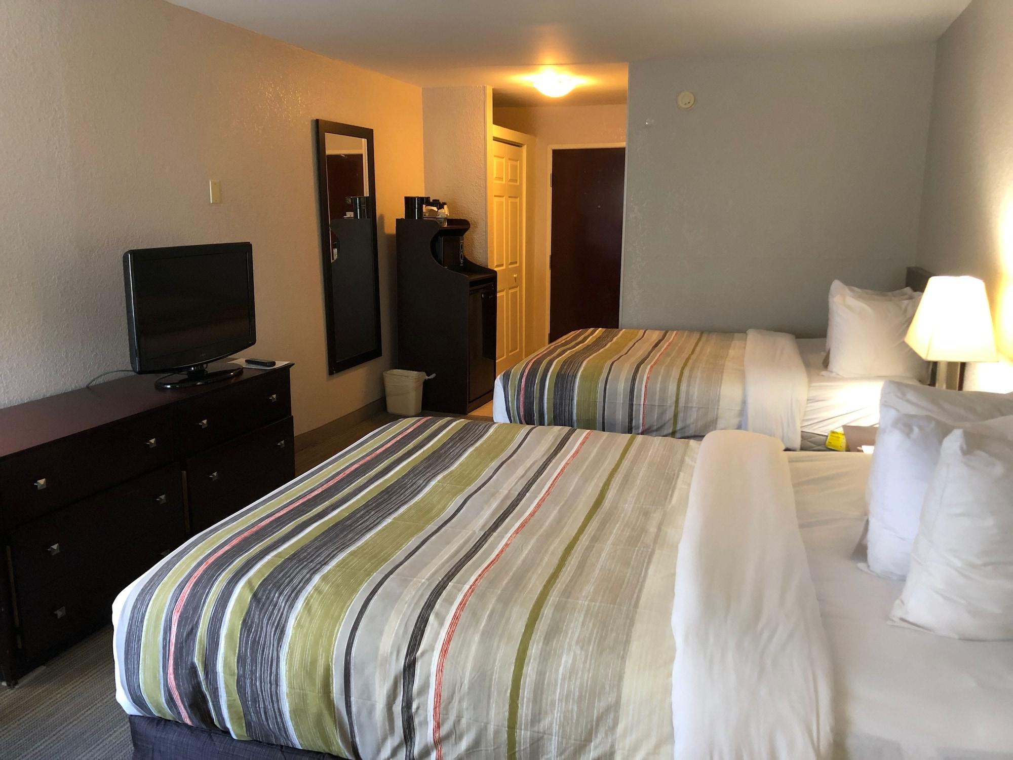 Country & By Radisson, Greenville, Nc Hotel Winterville