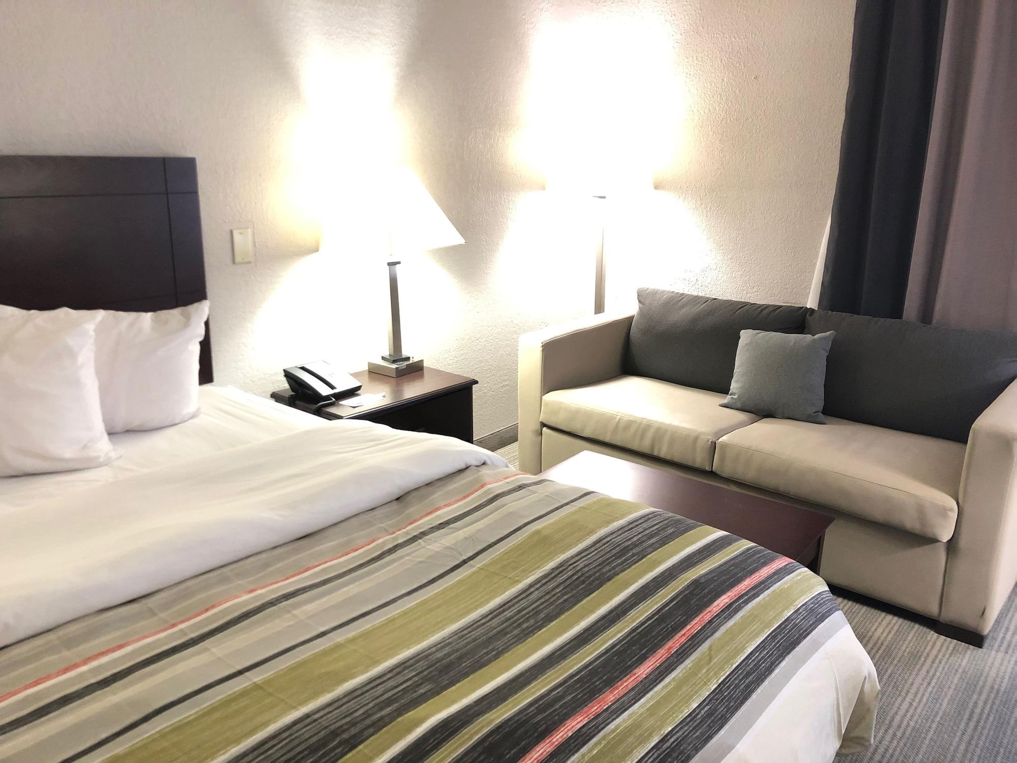 Country & By Radisson, Greenville, Nc Hotel