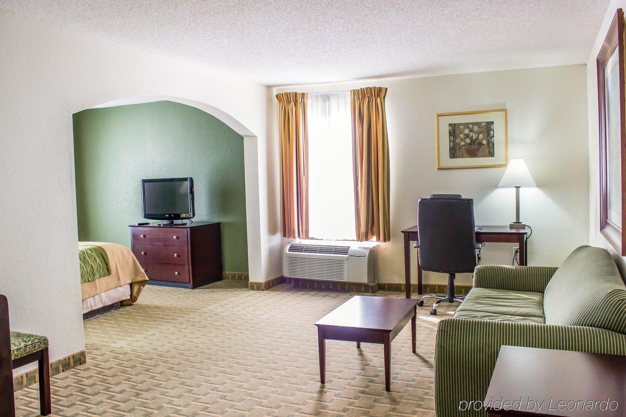 Hotel Country & By Radisson, Greenville, Nc 2*