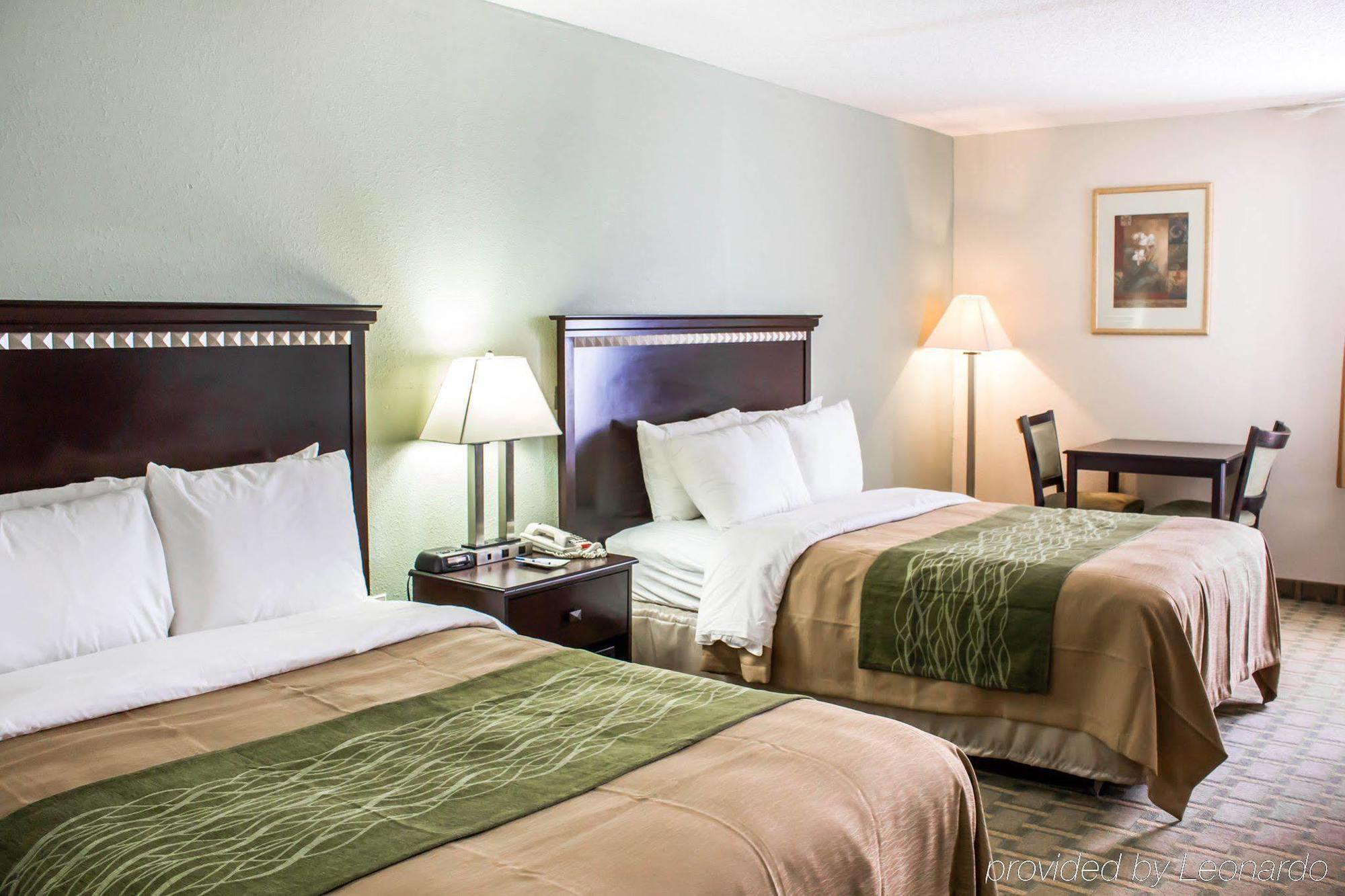 Country & By Radisson, Greenville, Nc 2*