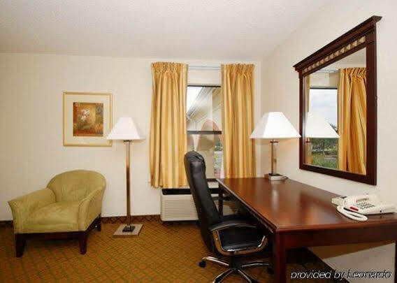 Country & By Radisson, Greenville, Nc Winterville